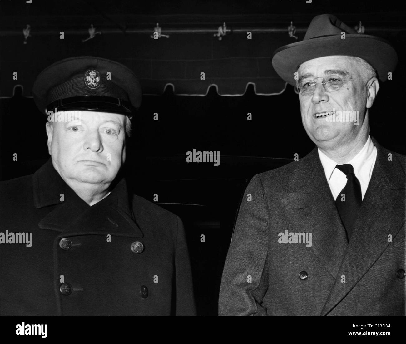 Dem zweiten Weltkrieg. Britischer Premierminister Winston Churchill und US-Präsident Franklin Delano Roosevelt, Arcadia-Konferenz, Washington D.C., 22. Dezember 1941. Stockfoto
