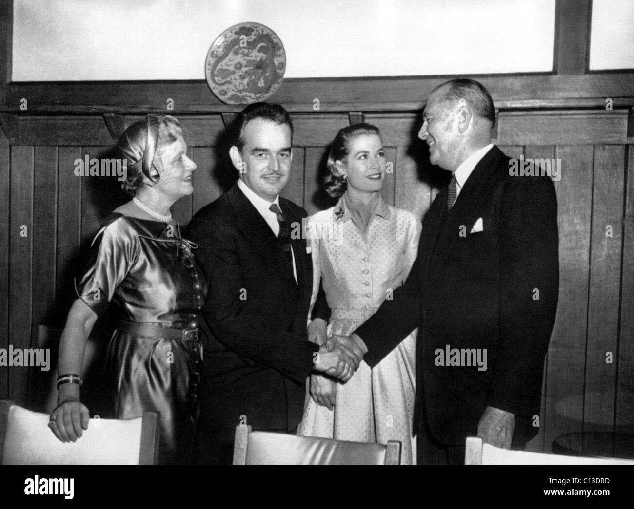 Margaret Kelly, Prinz Rainier, Grace Kelly, John Kelly im Philadelphia Country Club, 05.01.56 Stockfoto