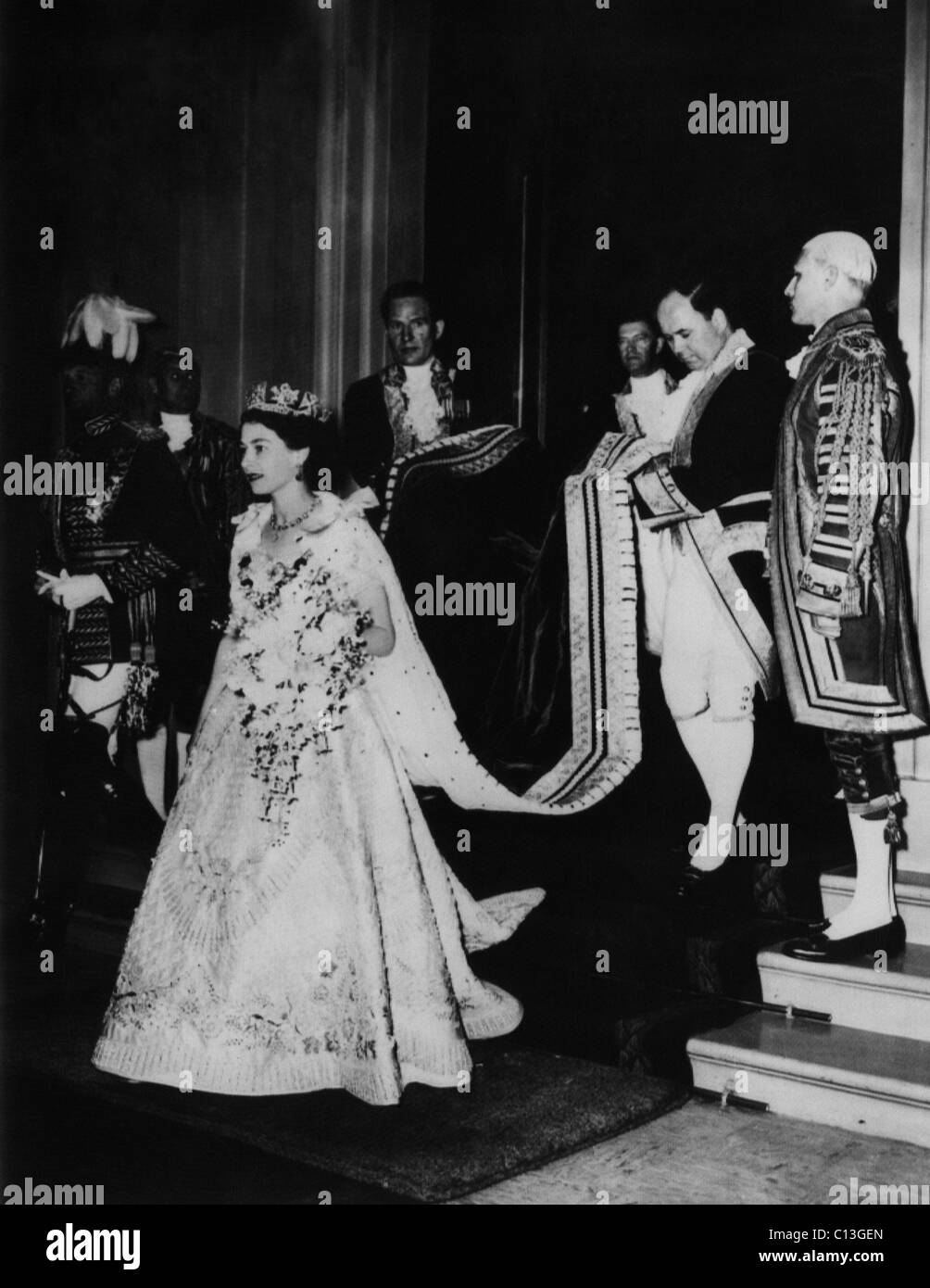 Britisches Königshaus. zukünftige Königin Elizabeth II von England verlassen Buckingham für ihre Krönung, London, England, 2. Juni 1953. Stockfoto