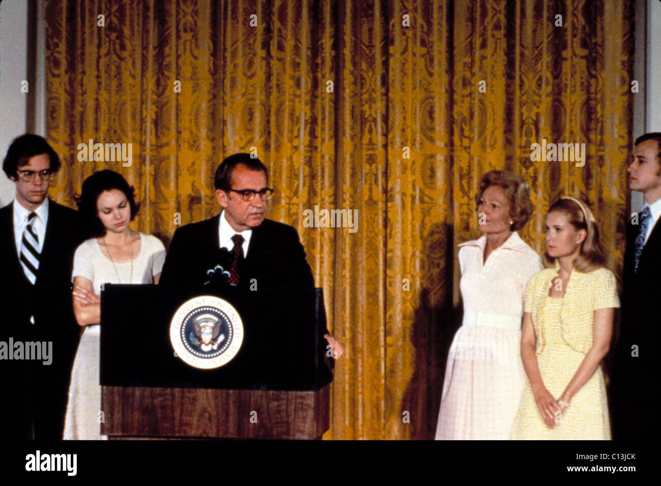 Richard Nixon kündigt seinen Rücktritt des Vorsitzes. David & Julie Eisenhower, Nixon, Pat Nixon, Tricia & Edward Cox, 09.08.74 Stockfoto