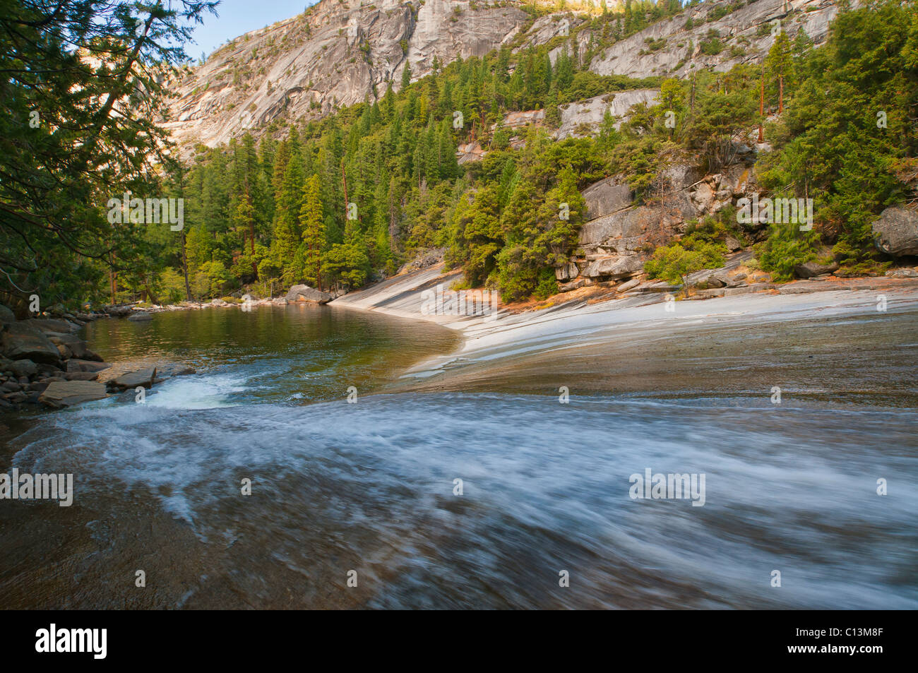 USA, California, Yosemite-Nationalpark, Merced River Stockfoto
