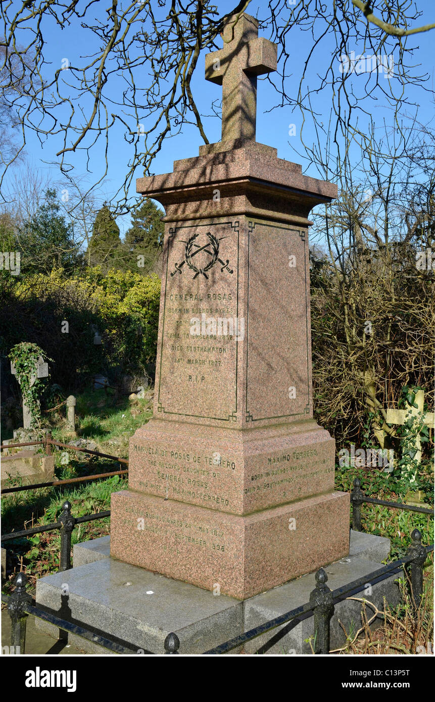 Grabmal in Southampton Friedhof, allgemeine Rosas Stockfoto
