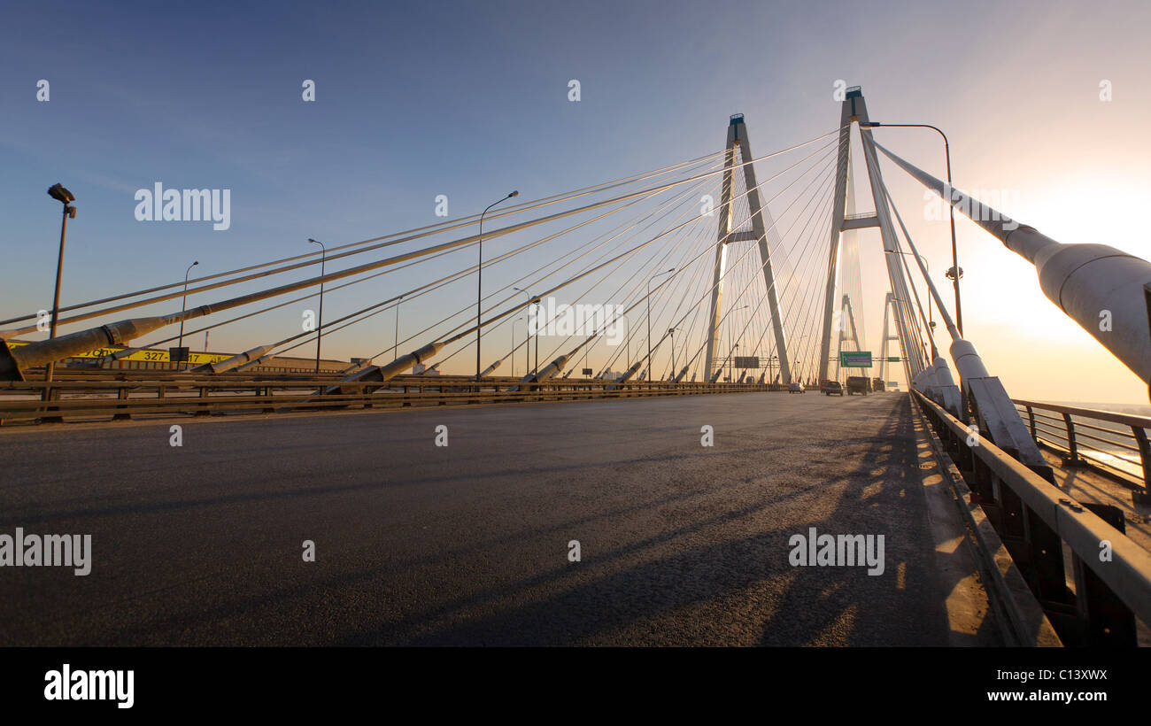 Bolschoi Obukhovsky Brücke, Sankt Petersburg, Russland Stockfoto