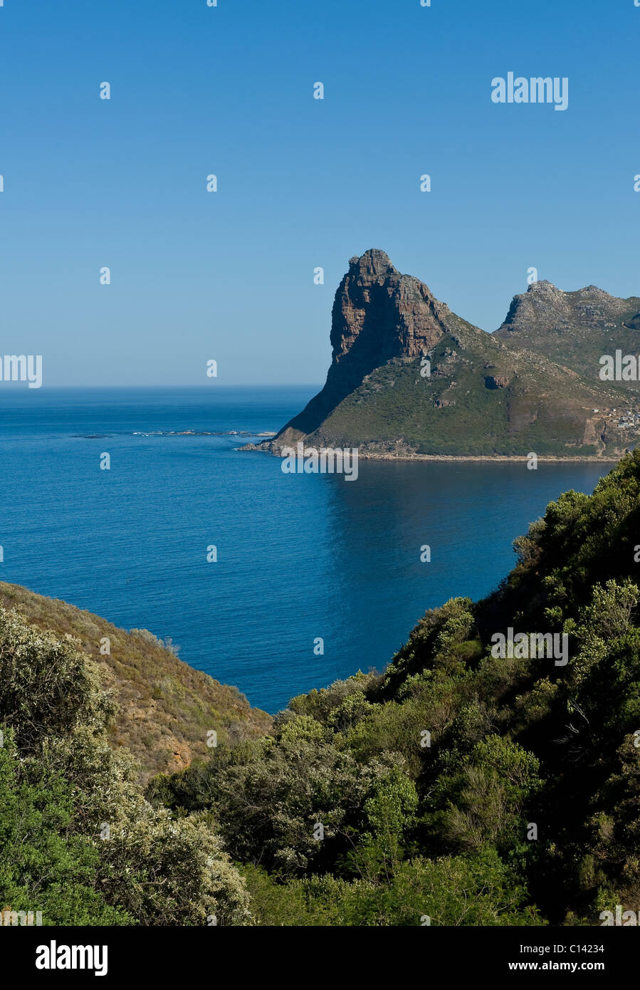 Der Sentinel Rock in Hout Bay, Kapstadt, Südafrika Stockfoto