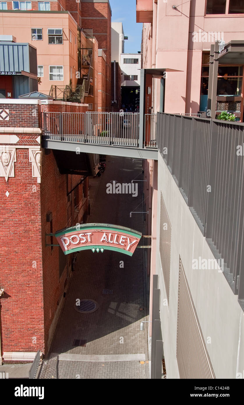 Diese vertikale Lager Bild zeigt das Post-Gasse in der Innenstadt von Seattle, Washington, King County. Dieses Stadtbild ist tagsüber geschossen. Stockfoto