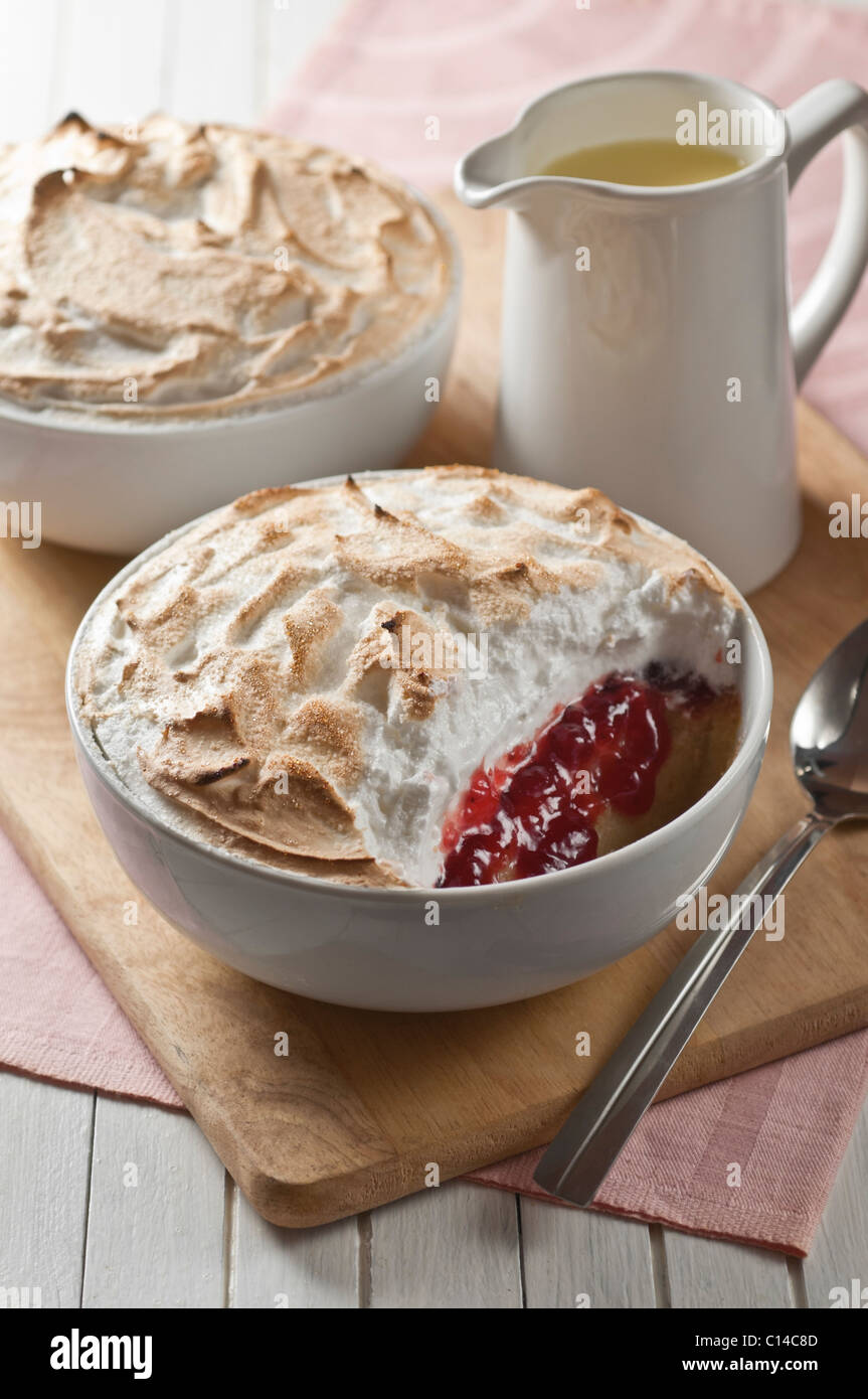 Königin der Pudding traditionelles Dessert UK Stockfoto