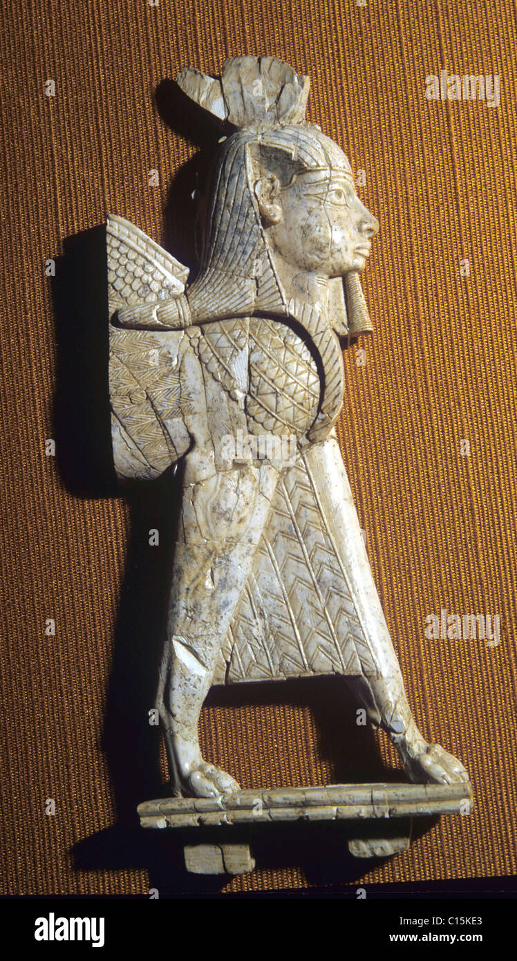 Phönizische Elfenbein geflügelten Sphinx. 9. Jahrhundert v. Chr.. Stockfoto