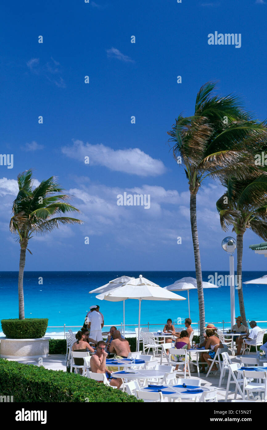 Swimmingpool des Hotels Riviera Maya, Cancun, Riviera Maya, Mexiko, Yucatan Stockfoto