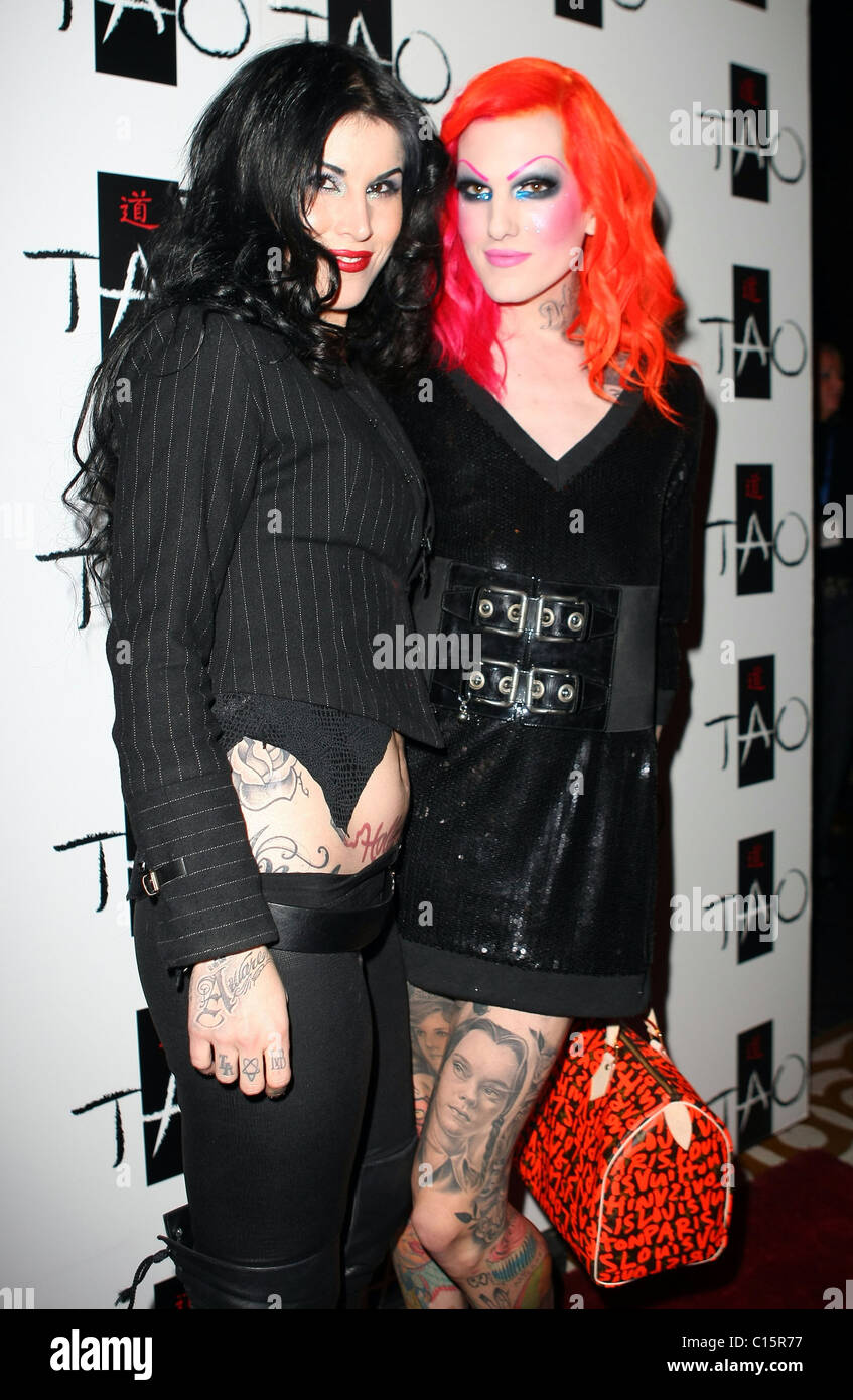 Kat Von D und Jeffery Starr feiert den Start ihres neuen Buches "hohe Spannung Tattoo' TAO Nightclub Las Vegas, Nevada- Stockfoto