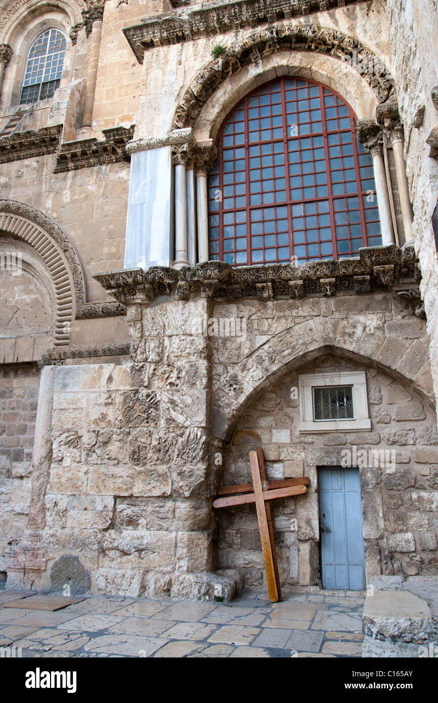 Kreuze in der Kirche des Heiligen Grabes in Jerusalem. Israel Stockfoto