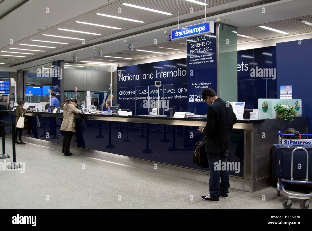 National Rail Ticket Office - Bahnhof St Pancras - London Stockfoto