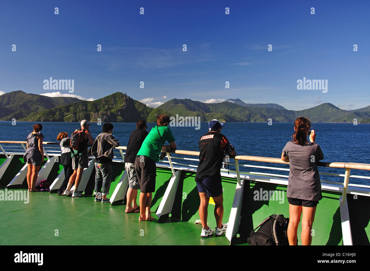 Ansicht der Cookstraße & Tory Channel von Inter-Island ferry, Marlborough Sounds, Marlborough District, Südinsel, Neuseeland Stockfoto
