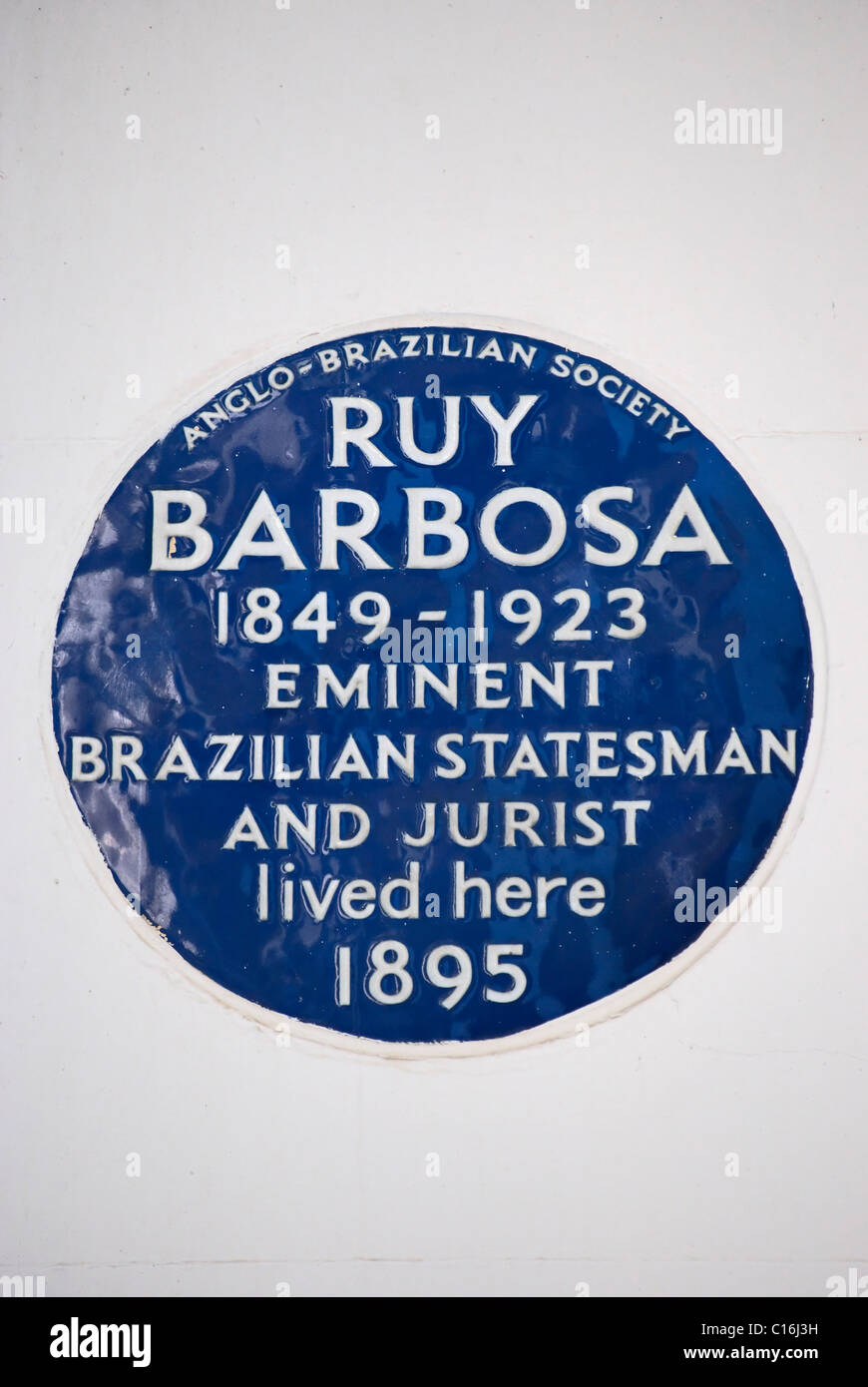 Anglo-brasilianische Gesellschaft Plakette markiert eine Heimat der brasilianischen Staatsmann und Jurist ruy Barbosa, in Holland Park, London, england Stockfoto