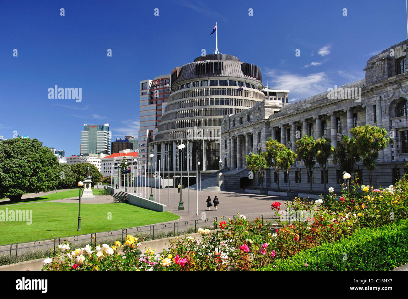 Neuseeland Regierung "Beehive" und Parlamentsgebäude. Region Lambton Quay, Wellington, Wellington, Nordinsel, Neuseeland Stockfoto