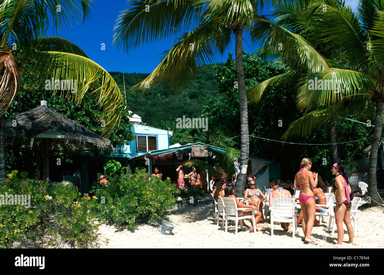 Strandbar am White Bay auf Jost Van Dyke Island, Britische Jungferninseln, Karibik Stockfoto