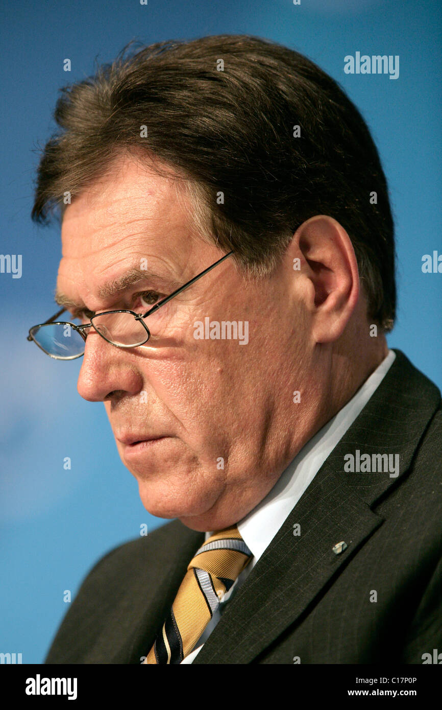 Kleinen CSU-Parteitag: Michael Glos, Vorsitzender des Nationalkomitees der CSU, der designierte Minister-Wirtschaft Stockfoto