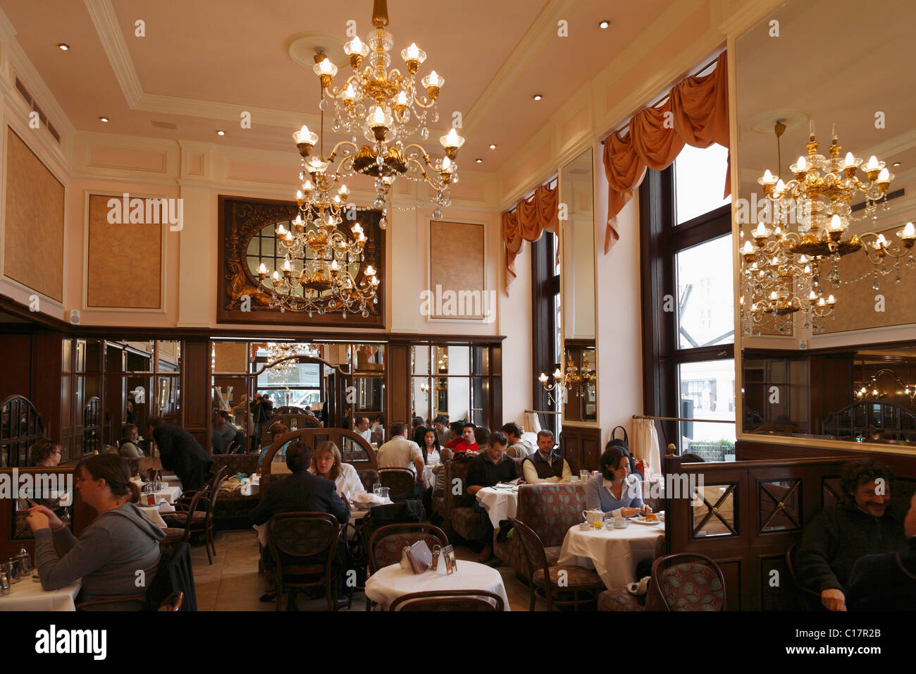 Innenraum des Café Mozart in Wien, Österreich, Europa Stockfoto