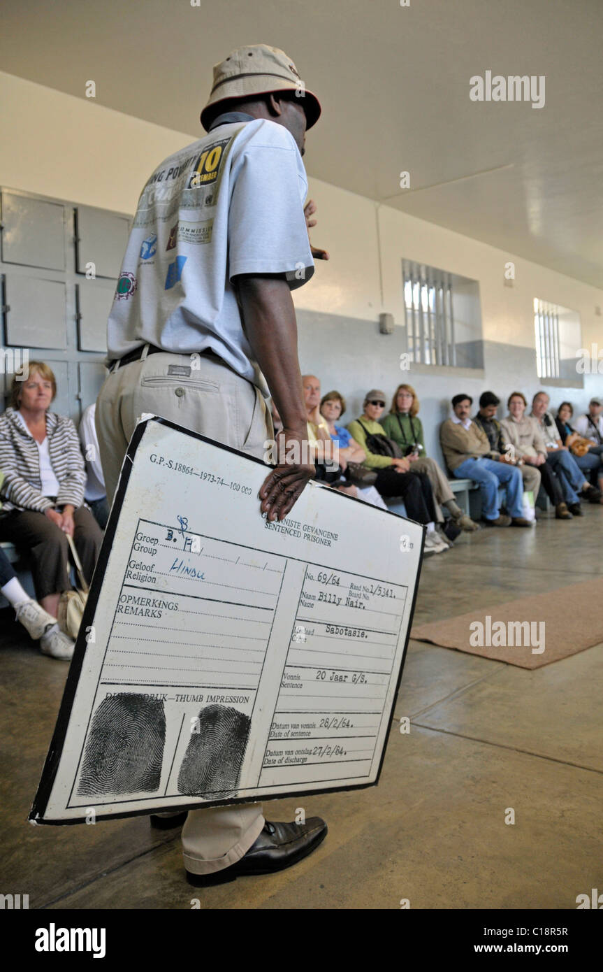 Ehemaliger Häftling, Informationen auf einer geführten Tour über Lebensbedingungen im einstigen Gefängnisinsel Robben Island, Cape Town Stockfoto