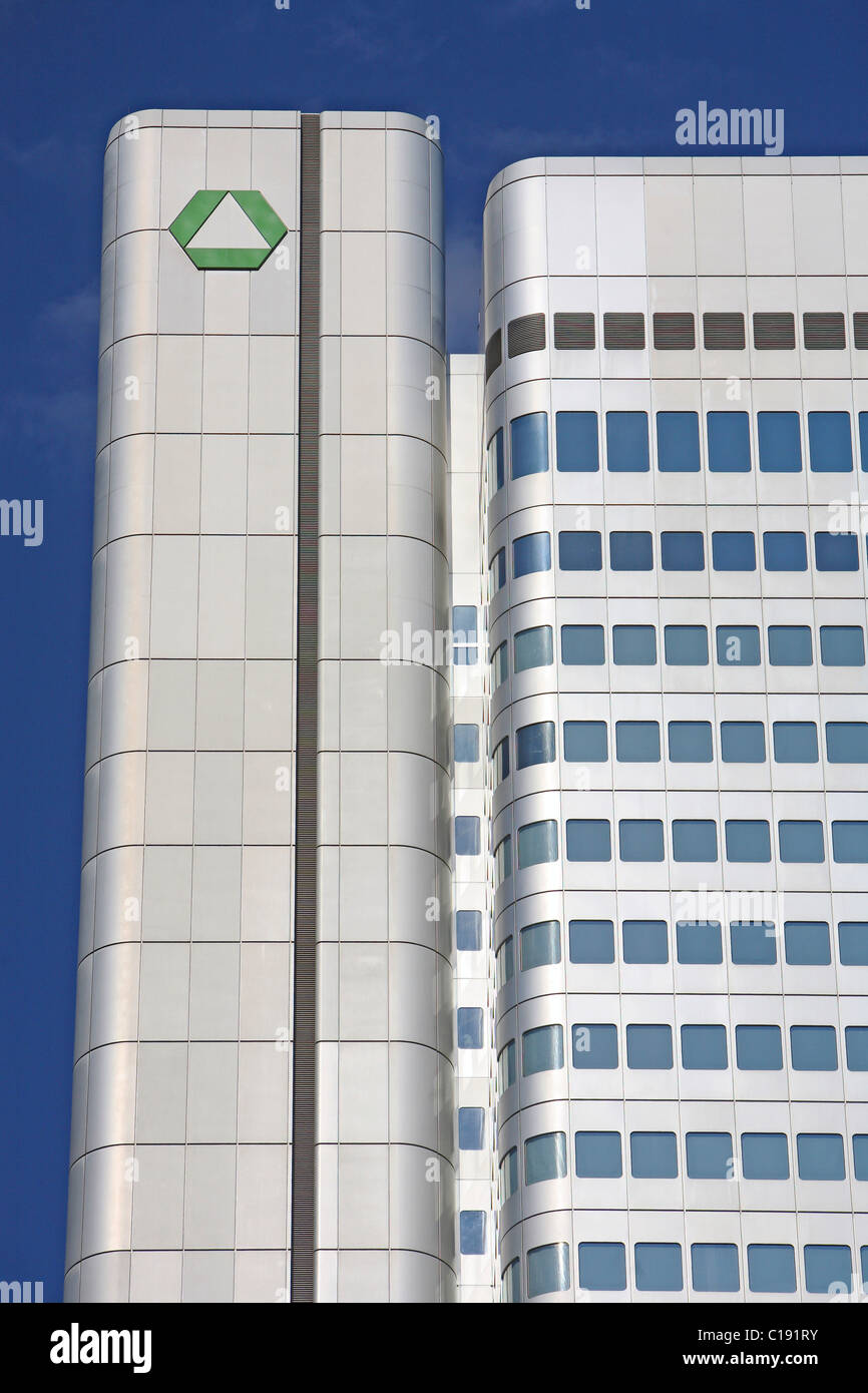 Money finance banks dresdner bank Fotos und Bildmaterial in hoher