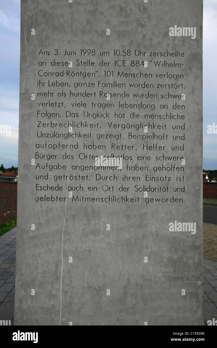 Denkmal für die ICE-Unfall des 3. Juni 1998, in Eschede, Niedersachsen, Deutschland, Europa Stockfoto
