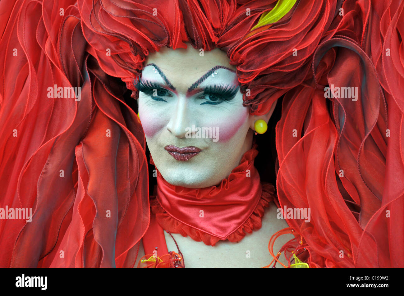 Transvestiten-Drag-Queen in der Christopher Street Day in Köln, Nordrhein-Westfalen, Deutschland, Europa Stockfoto