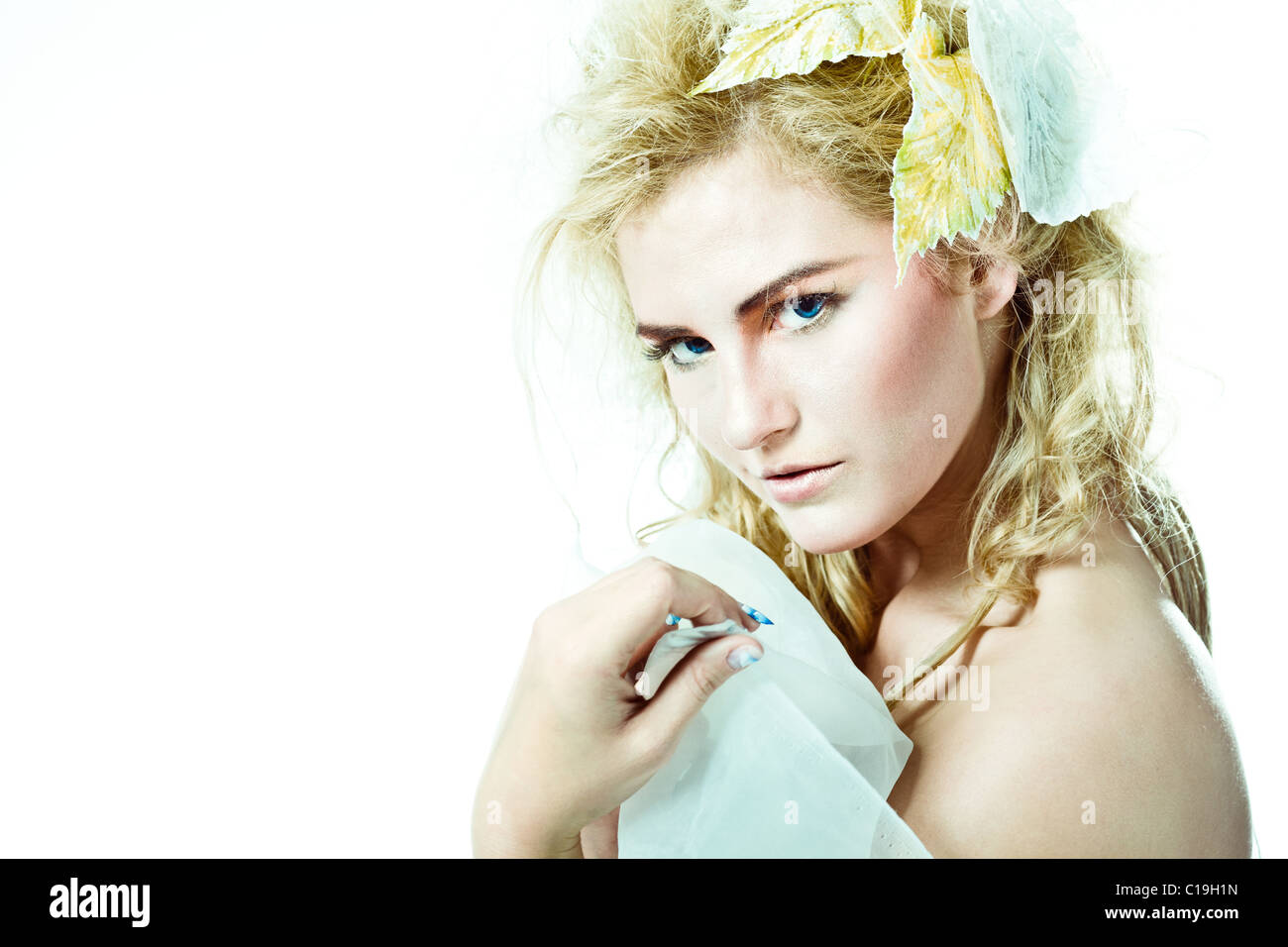 Horizontale Porträt einer schönen blonden Frau. Stockfoto