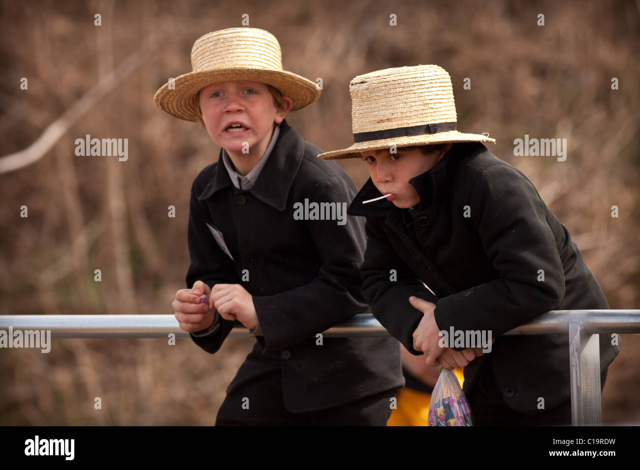 Amish boys -Fotos und -Bildmaterial in hoher Auflösung – Alamy