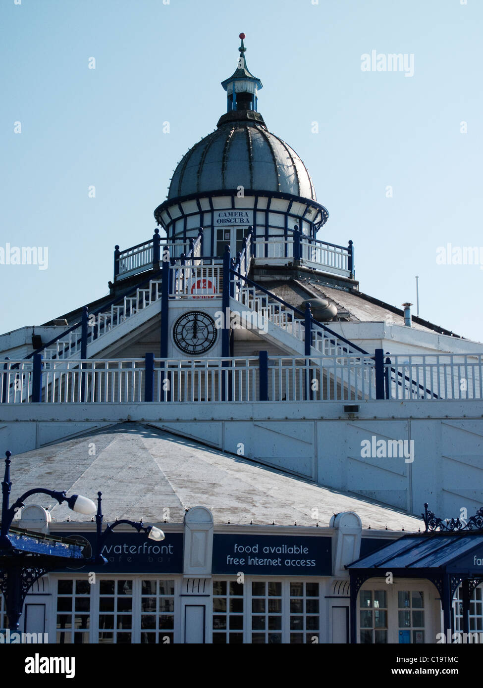 Camera Obscura Auf Dem Pier Bauen In Eastbourne In East Sussex Stockfotografie Alamy