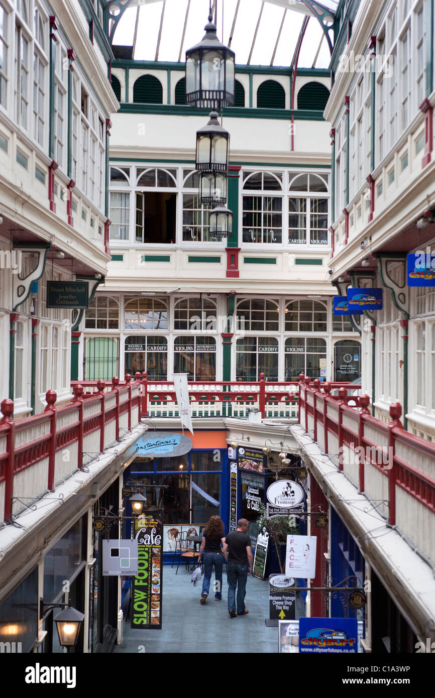 Das Cardiff Castle Arcade Stockfoto