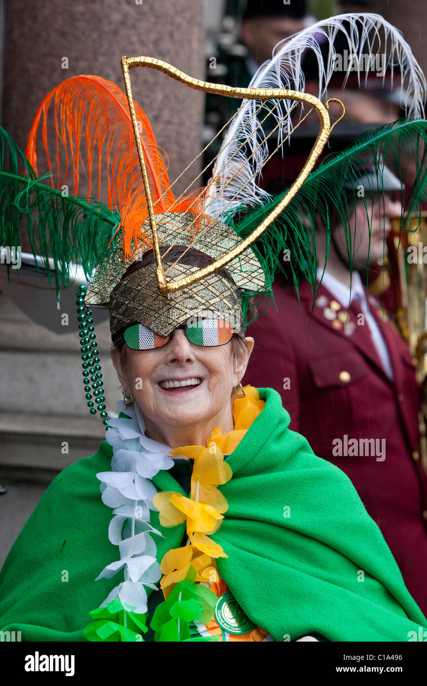 LONDON, ENGLAND - St. Patricks Day Festival und Parade in London Stockfoto