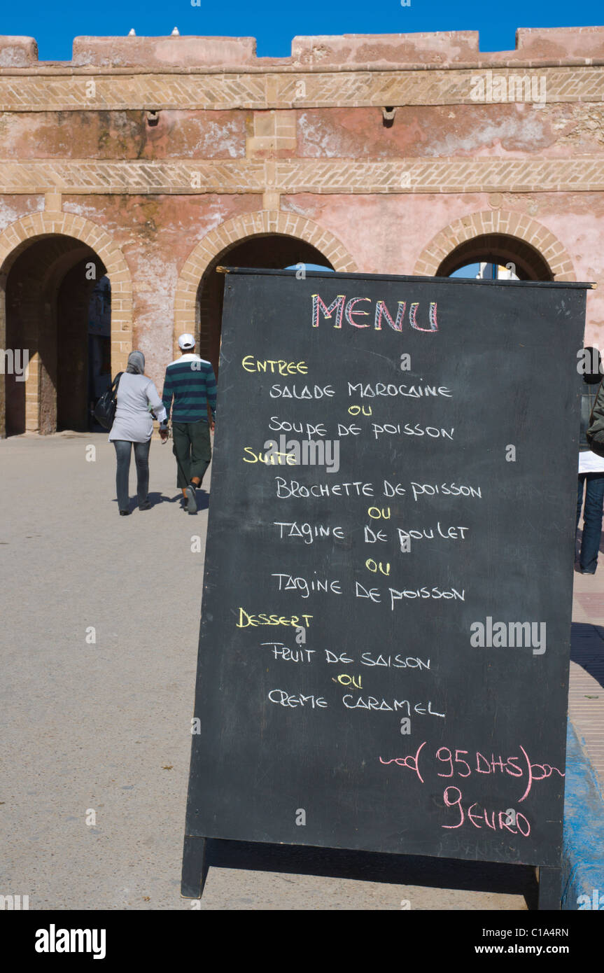 Aussenansicht Restaurant Medina der alten Stadt Essaouira zentralen Marokko in Nordafrika Stockfoto