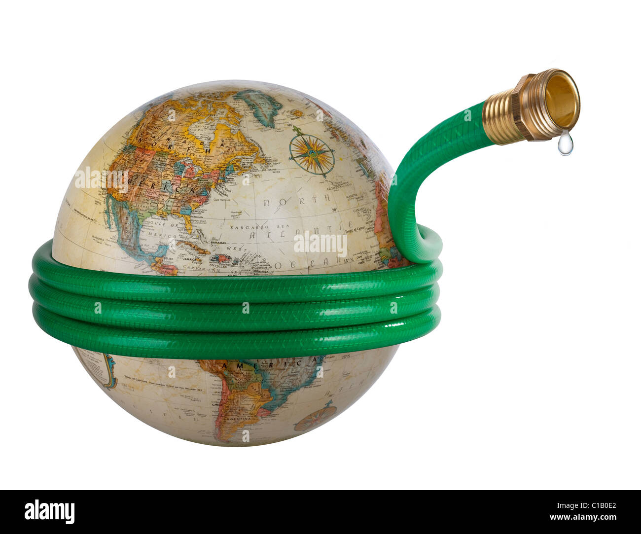Ein Schlauch um eine Kugel in einem globalen Wasserprobleme Konzept Bild gewickelt. Stockfoto