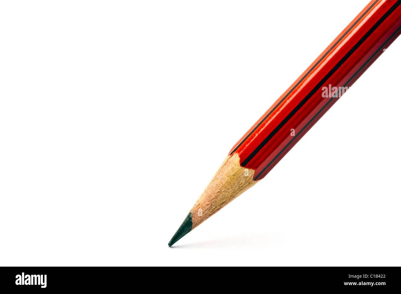 Ein roter Buntstift isoliert auf weißem Hintergrund Stockfoto