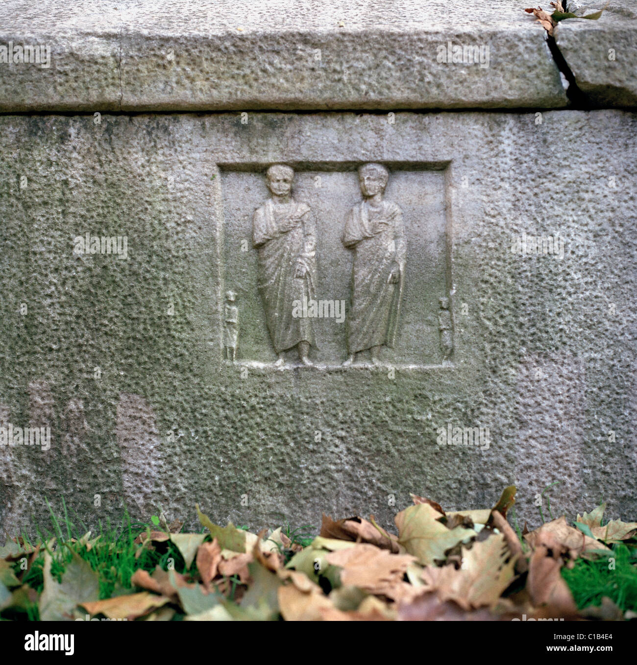 Antike Skulptur im Topkapi Palast in Sultanahmet in Istanbul in der Türkei im Nahen Osten Asien. Kunst Geschichte Byzantinische historischen Stein Reisen Stockfoto
