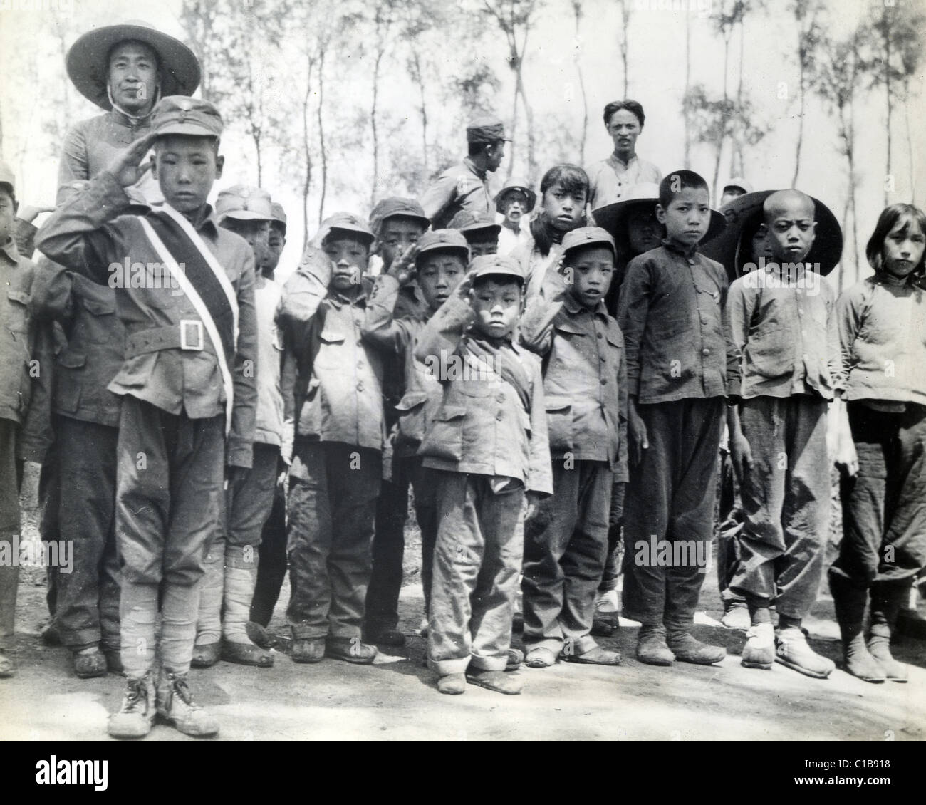 SINO-japanischen Krieg chinesische Kinder gebildet in militärischen Gruppen hinzufügen-Hock etwa 1940 Stockfoto