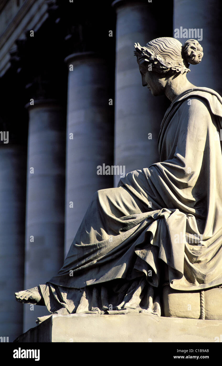 Frankreich, Paris, Statue vor dem Stock Exchange-Palast Stockfoto
