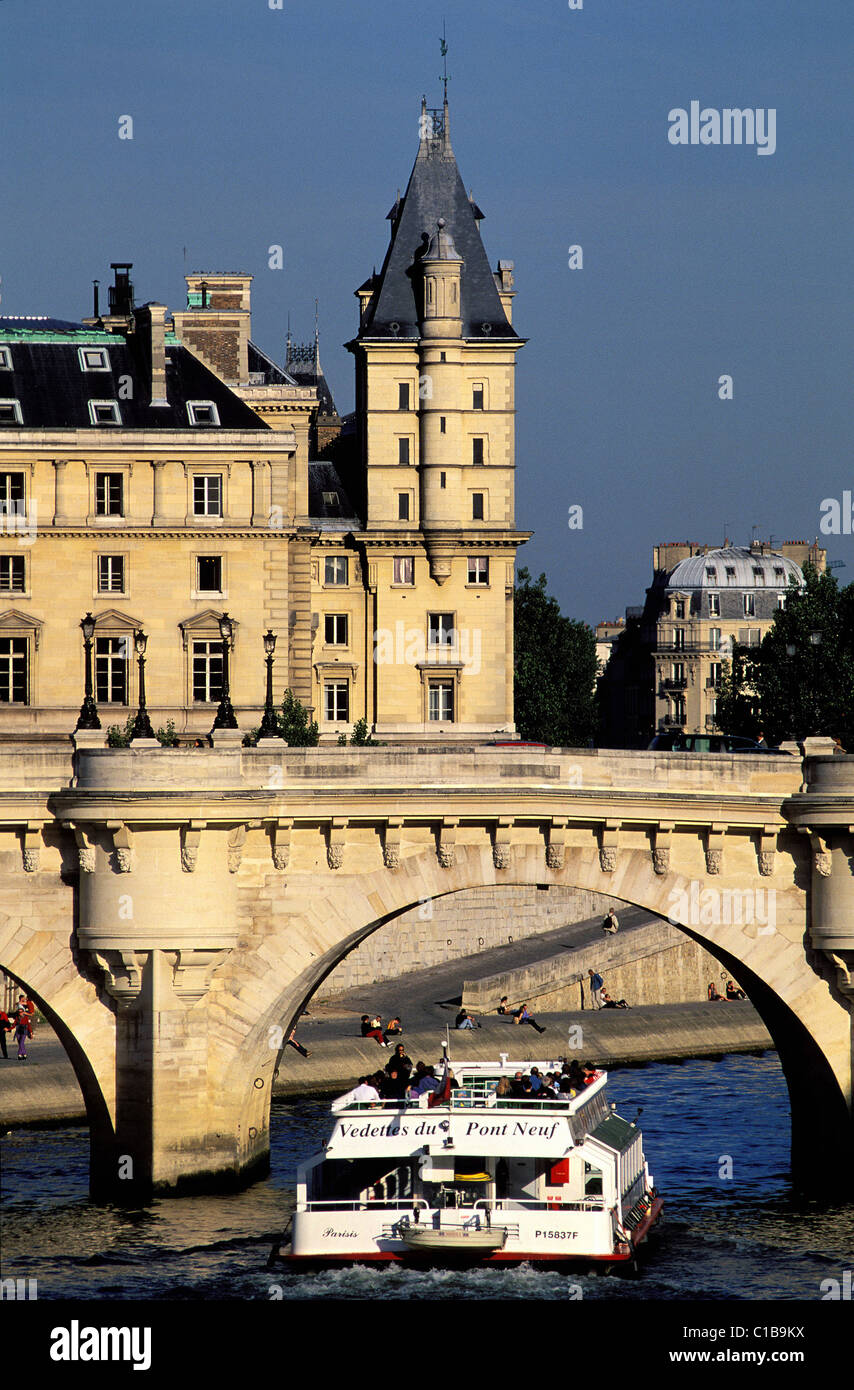 Frankreich, Paris, Ufer des Flusses Seine Weltkulturerbe der UNESCO, Pont Neuf und Quai des Orfevres Stockfoto