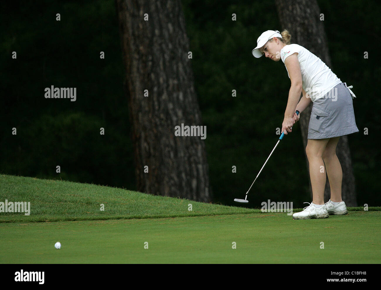 Rebecca Coakley Irlands in der ersten Runde des Turniers ActewAgl Royal Canberra Damen Golf spielen Stockfoto