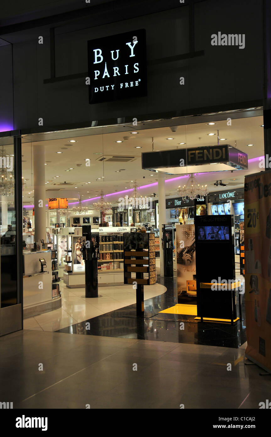 Duty free-Shop, terminal 2, Flughafen Roissy, Frankreich Stockfoto