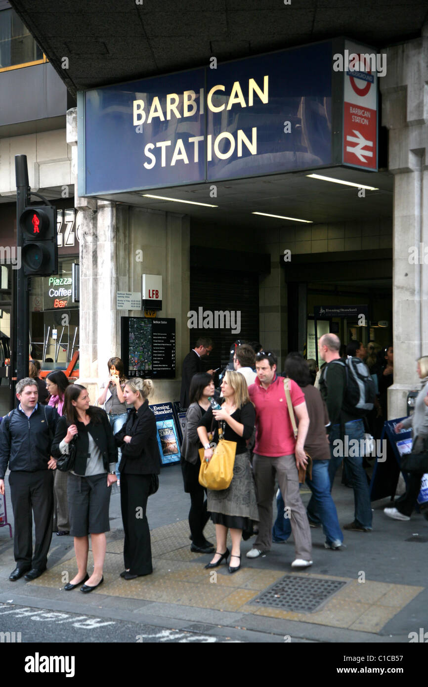 Allgemeine Ansicht Gv Barbican u-Bahnstation im Barbican, London, England. Stockfoto
