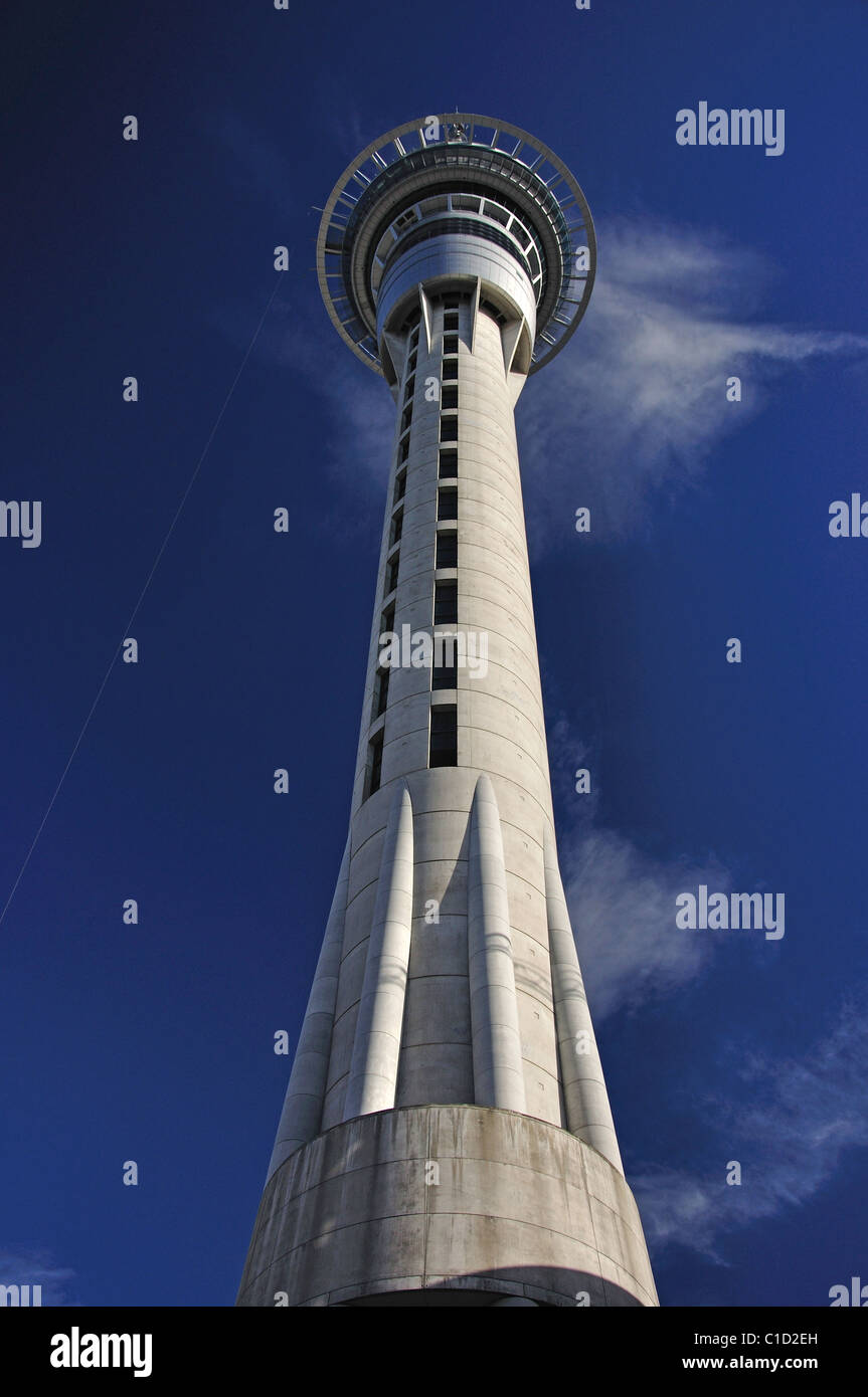 Auckland Sky Tower, Victoria Street, Central Business District, Auckland, Auckland Region, Nordinsel, Neuseeland Stockfoto