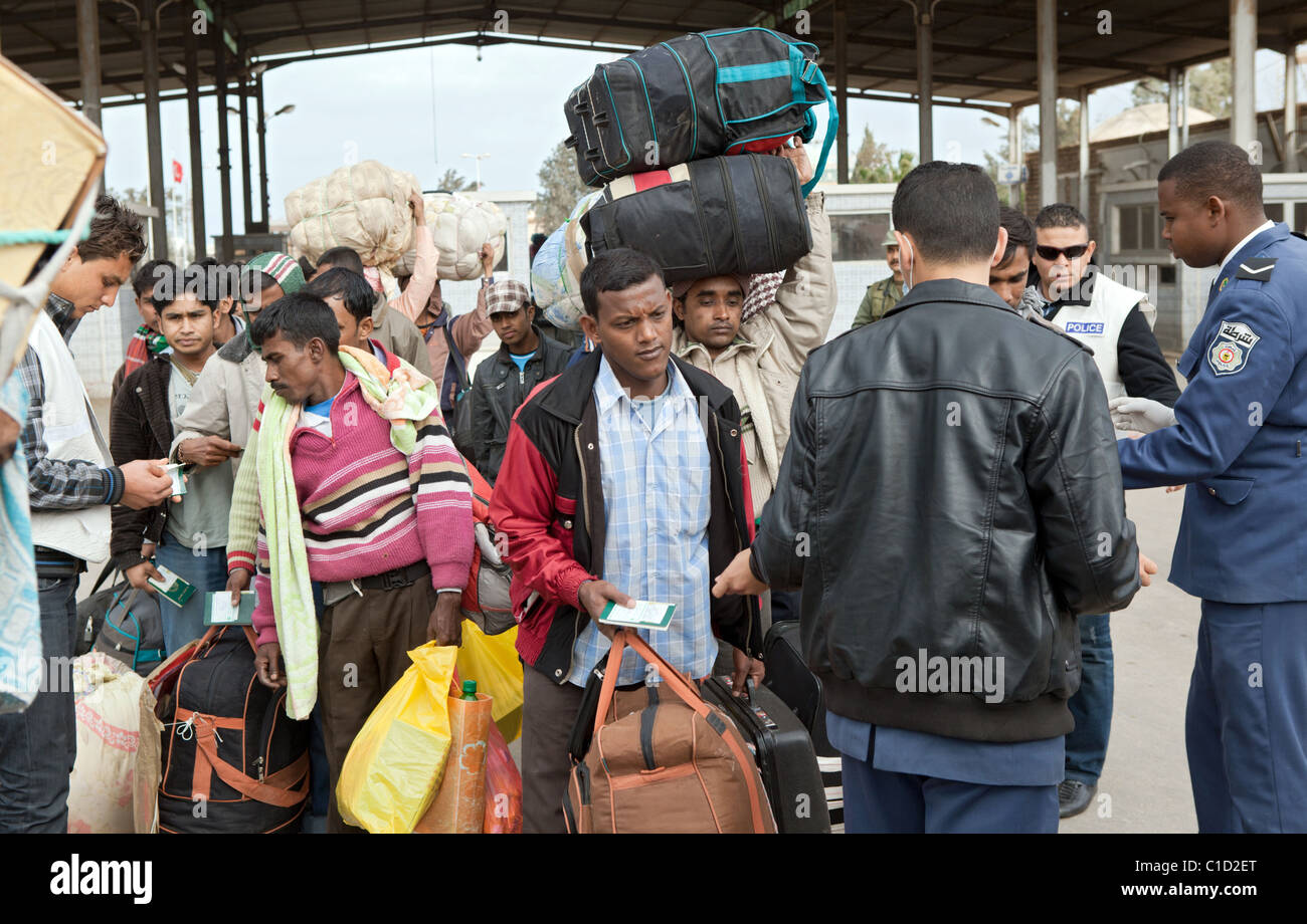 Flüchtlinge an der tunesischen Grenze, Ben Gardane, Tunesien Stockfoto