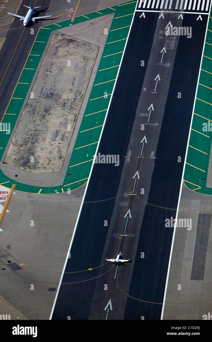 Luftaufnahme über Lindbergh Field internationalen Flughafen San Diego Kalifornien Stockfoto