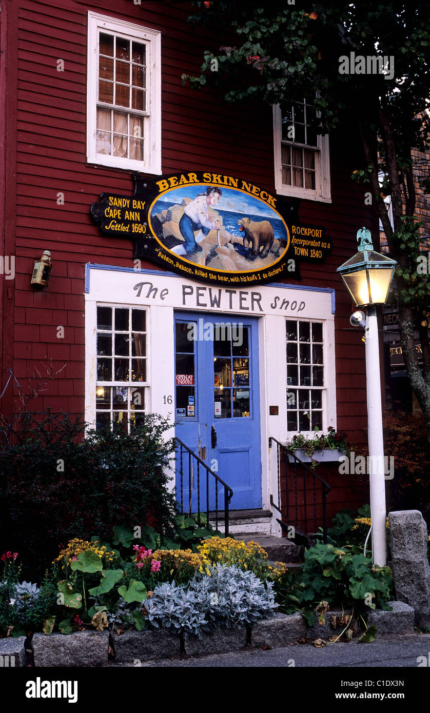 USA, Massachusetts, Rockport (nördlich von Boston) Shop der Bärenhäuter Hals (oder tragen Haut Hals) Stockfoto