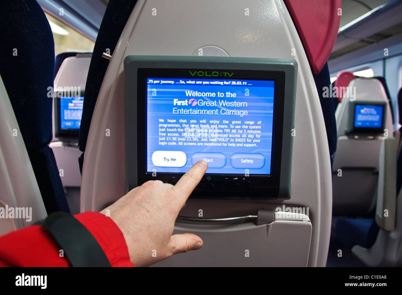 Volo TV im ersten großen westlichen Unterhaltung Wagen auf Bristol nach London Paddington Zug Stockfoto