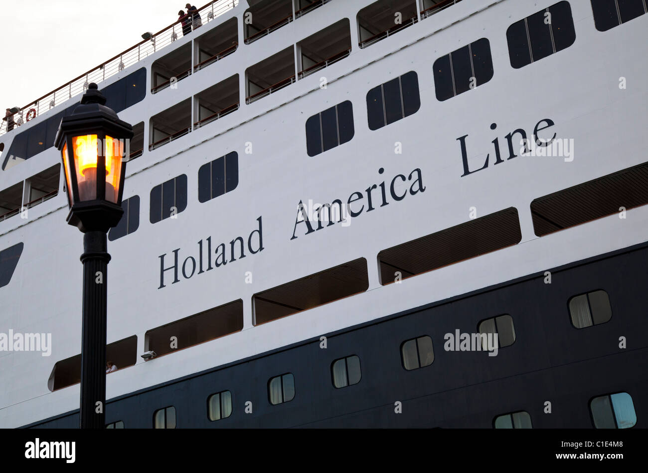 Holland America Line Kreuzfahrtschiff angedockt ms Ryndam in Key West, Florida, USA Stockfoto