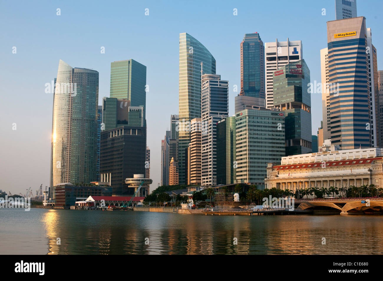 Die Skyline von zentraler Geschäft Bezirk.  Esplanade, Singapur Stockfoto