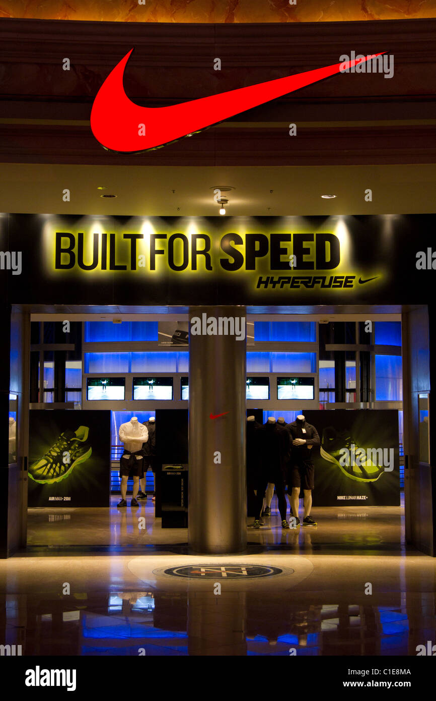 Nike Store Eingang Stockfoto