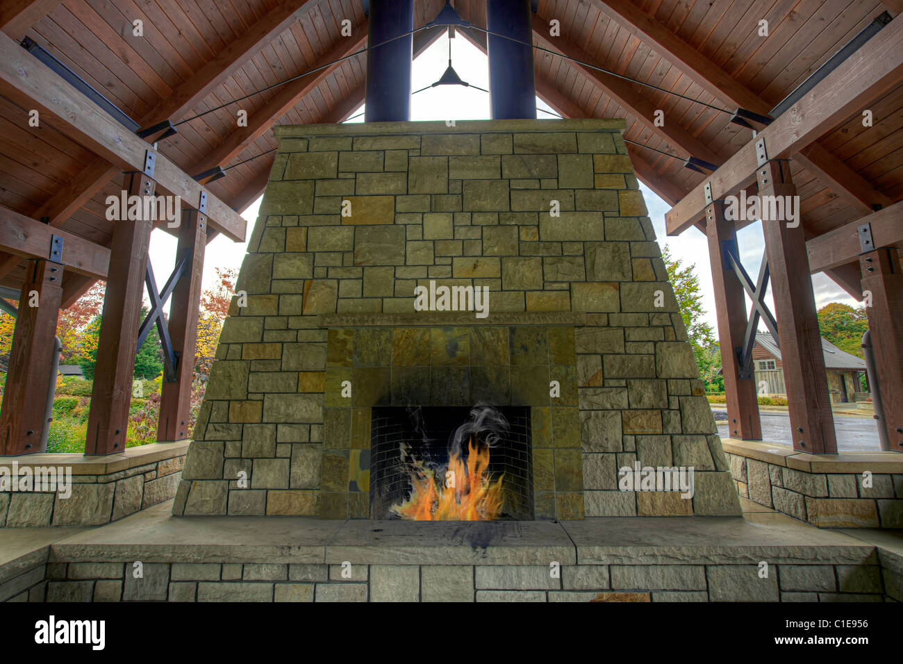 Stein kamin Fotos und Bildmaterial in hoher Auflösung Alamy