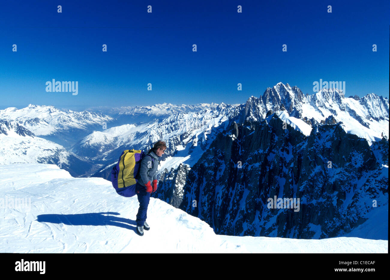 Frankreich Haute Savoie Chamonix Winter Ski auf das Vallée Blanche Gletscher erreichbar mit der Seilbahn Aiguille du Midi auf 3870m Stockfoto